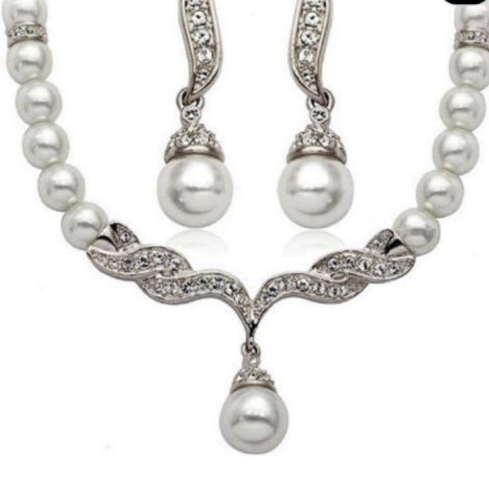 Pearl Bridal Necklace & Earring Set